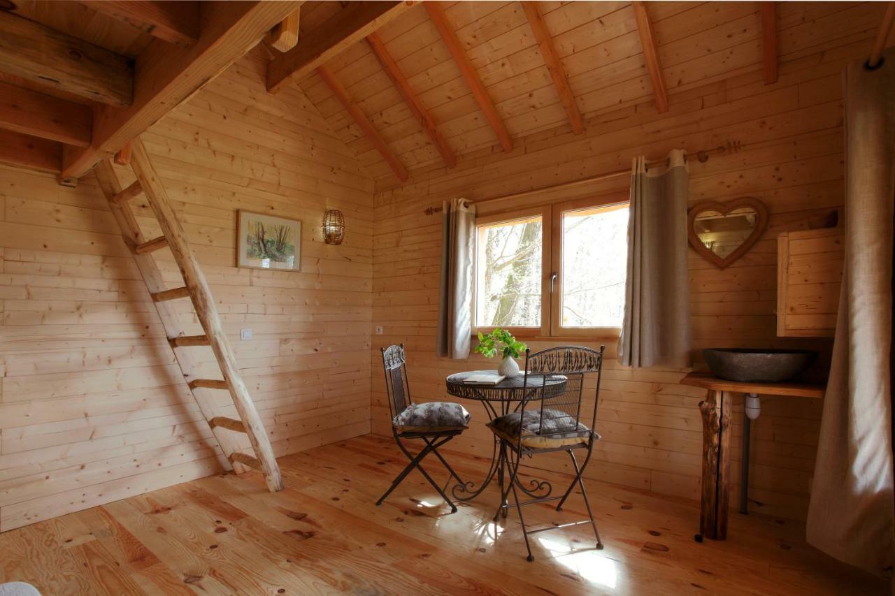 Les Cabanes Des Benauges Arbis Kültér fotó